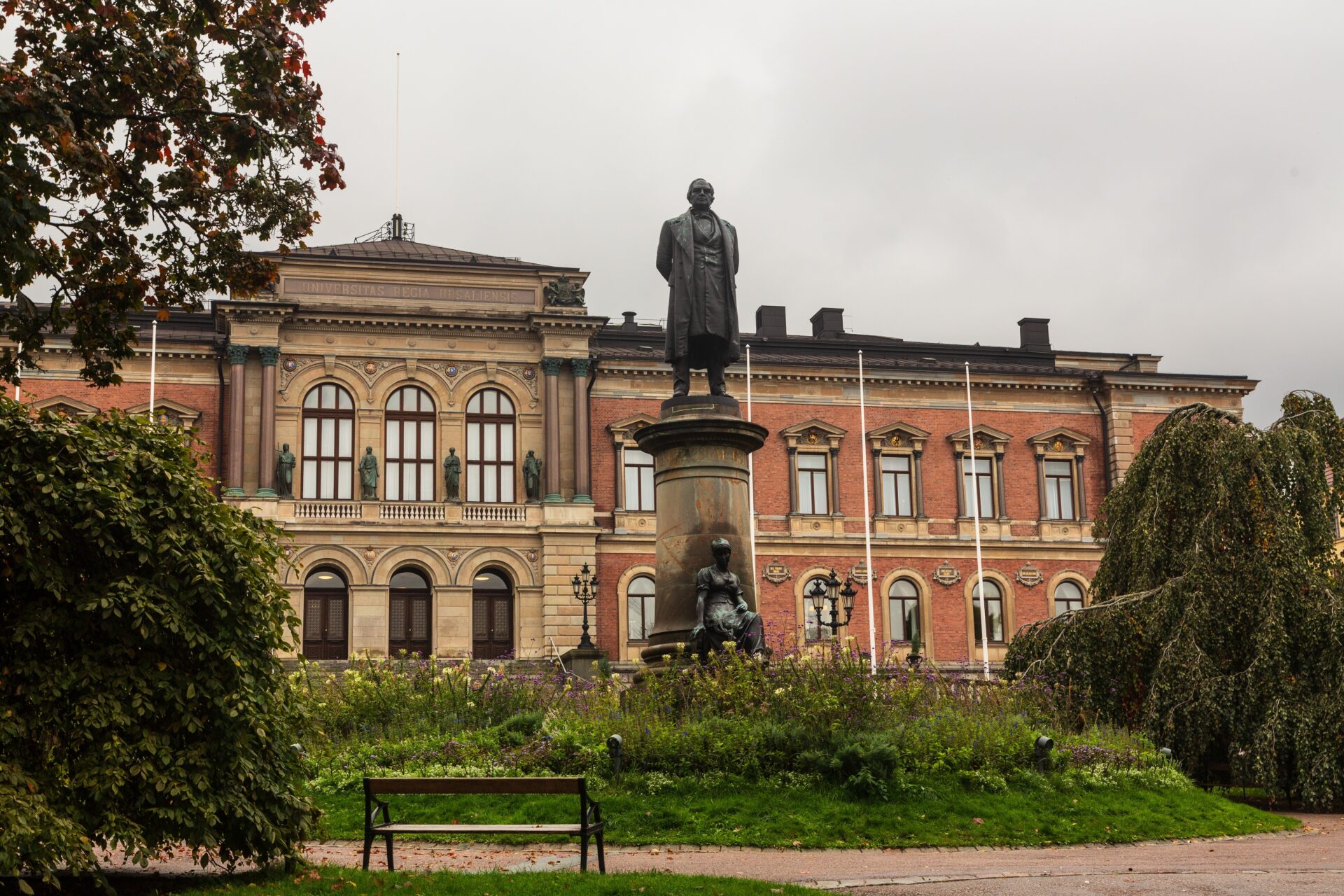 The health and sustainability of left-behind places and distressed neighbourhoods: Advances through applied geography